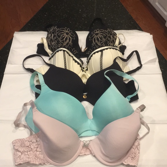 Maidenform Other - 5 bra bundle